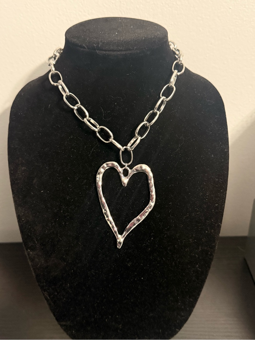 Silver Heart Pendant Chain Necklace
